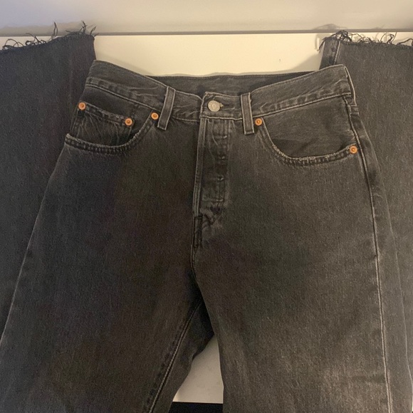 Levi’s 501 black jeans and size 27, 30 long - Picture 1 of 3